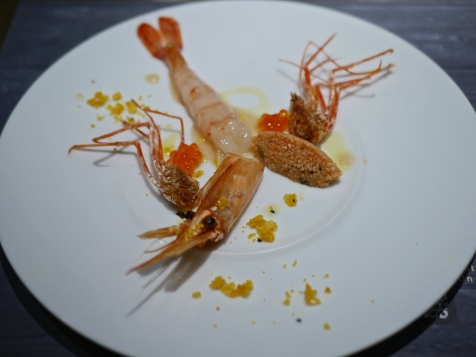 1st Appetiser - Botan Shrimp with Tosazu Bubble, Salmon roe & couscous salad